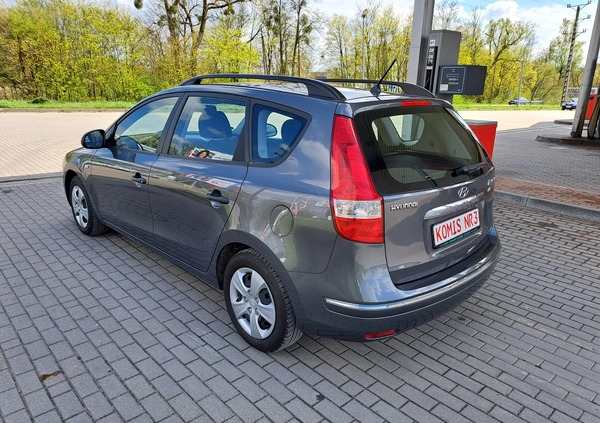 Hyundai I30 cena 20900 przebieg: 239000, rok produkcji 2010 z Ryki małe 466